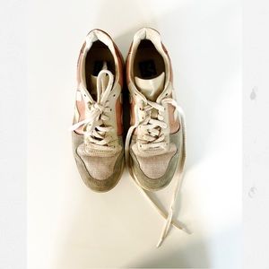 Veja V-10 Sneakers - Pink and Gray